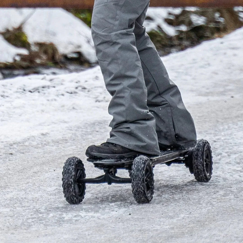 Exway Atlas Carbon 4WD Electric Skateboard